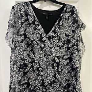 White House Black Market Black and White Flutter Sleeve Blouse